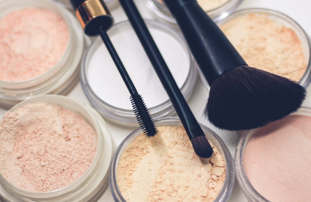 Makeup & Mineral Powders