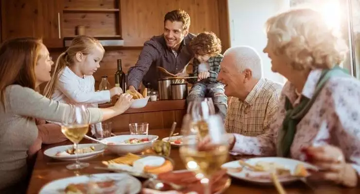 How to Cook a Light Thanksgiving Dinner Menu