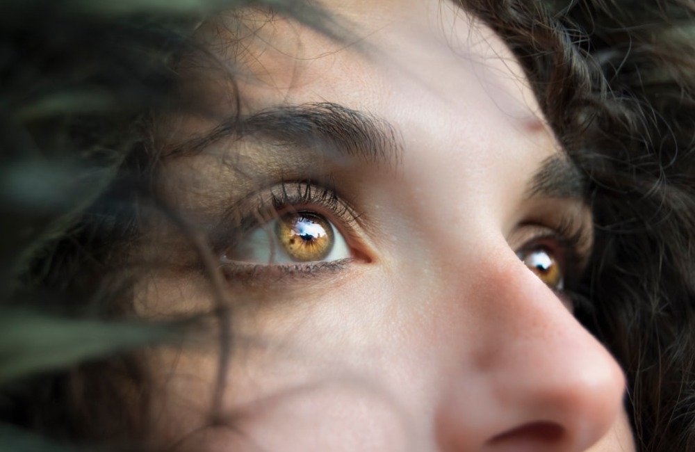 What Color Makeup to Wear With Brown Eyes?