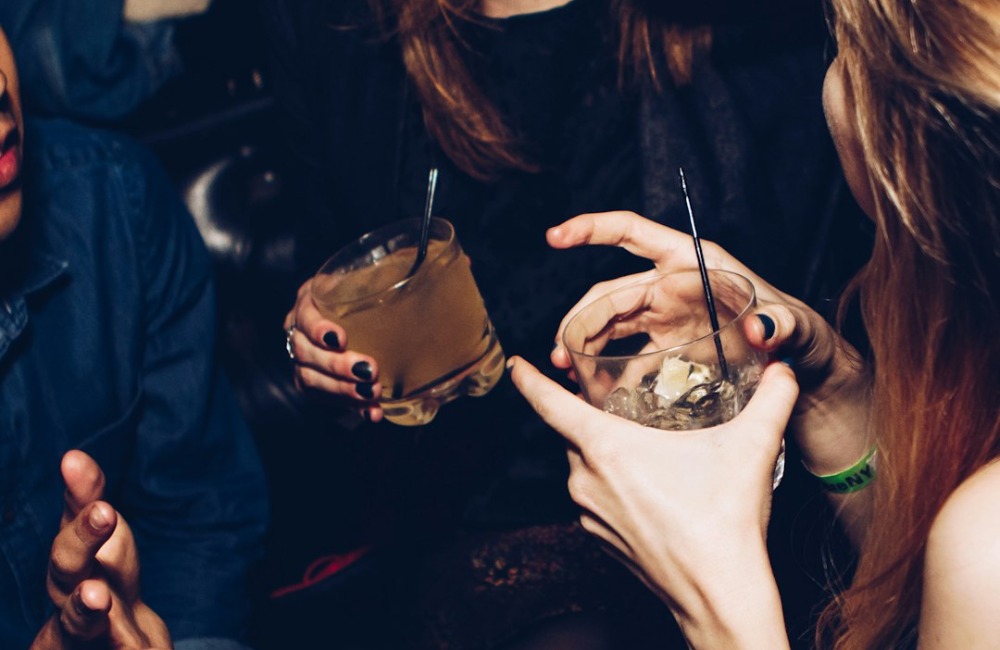 7 Ways to Ruin a Cocktail Party