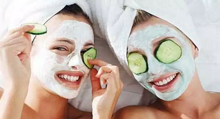 6 All-Natural Homemade Face Mask Recipes
