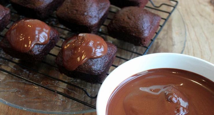 Easy Vegan Chocolate Glaze for Brownies & Desserts