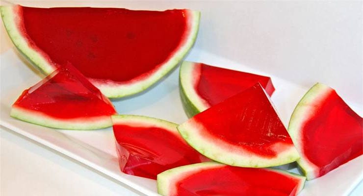 Delicious Jell-O Watermelon Dessert