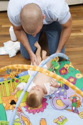 How to Choose Baby Playpens, Activity Centers and Bouncers