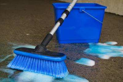 How to Clean Stains From Vinyl Siding