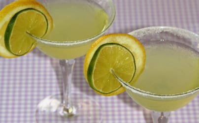 Happy Hour Friday: Lemonade Cocktail