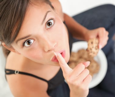5 Ways to Prevent Binge Eating