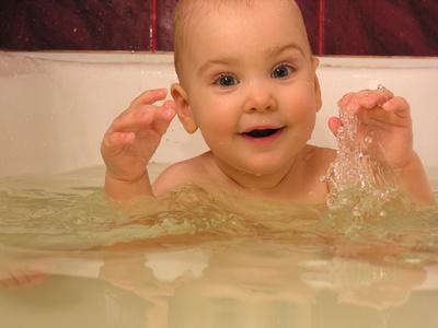 Child Bathtub Safety
