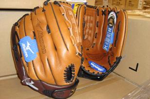 Mizuno Baseball & Softball Gloves Recalled
