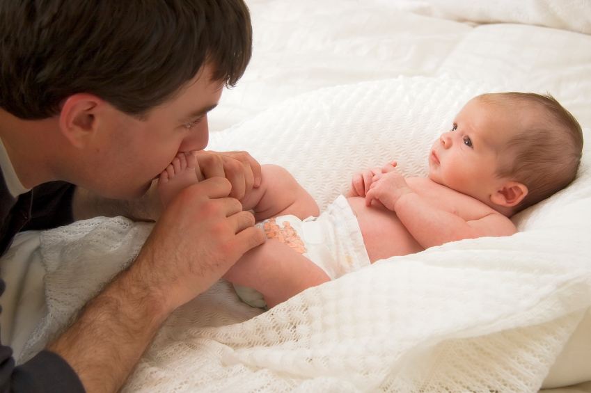 Why Aren’t More American Dads Taking Paternity Leave?