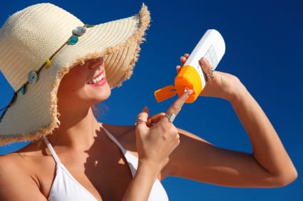 Protect Your Skin By Using the Best Sunscreens!