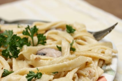 Fettuccine with Lemon Cream and Spinach