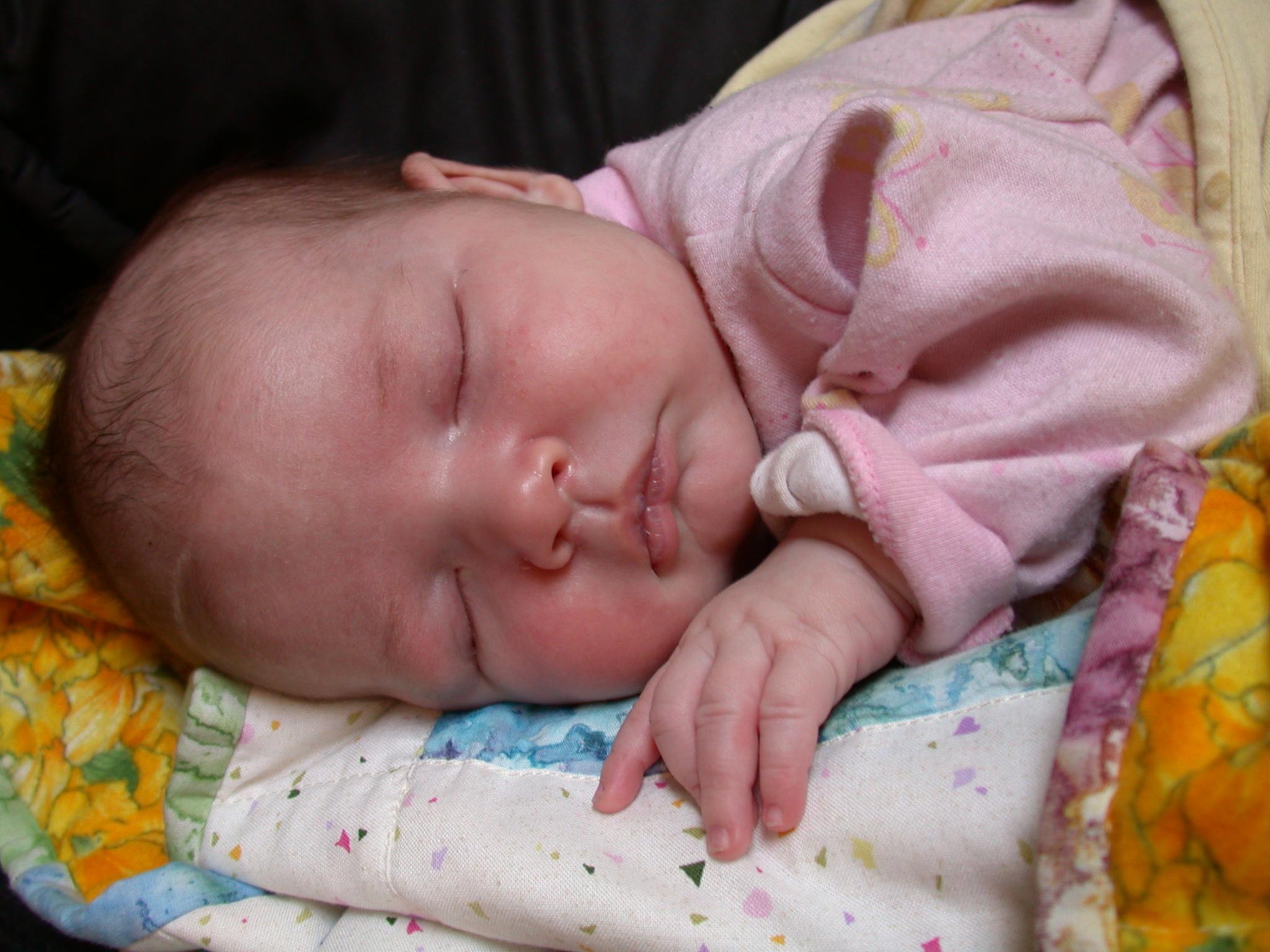 5 Tips to Get a Colicky Baby to Sleep