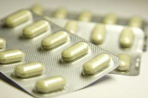 5 Risks of Taking Estrogen Pills