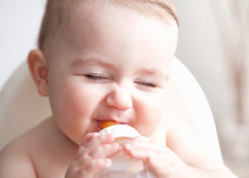 What You Need to Know About Feeding Your Baby