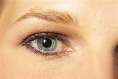Makeup Tips for Revitalizing Tired Eyes