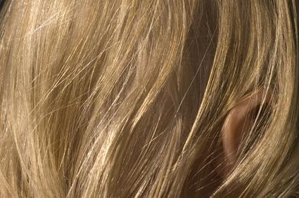 What Kind of Vitamins Can Help Hair Grow Back?