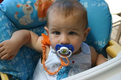 How to Wean a Baby From a Pacifier