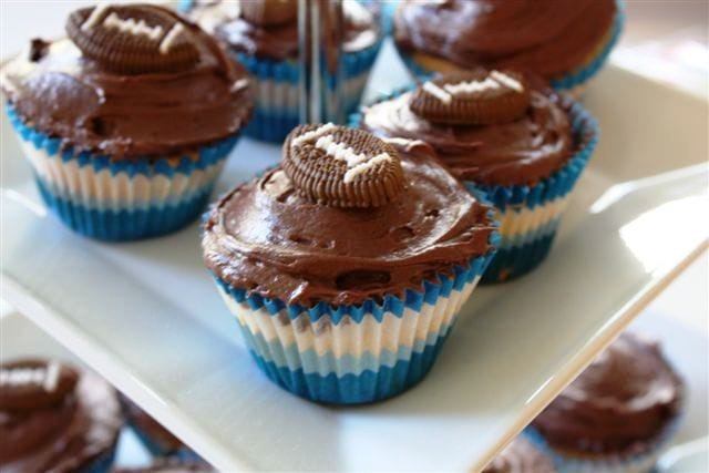 Sugar Mommas Super Bowl Cupcakes