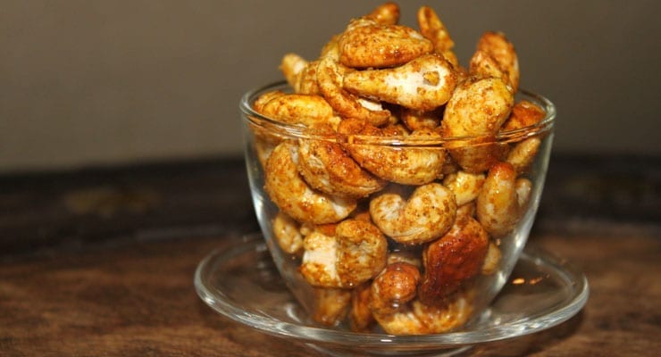 Healthy Snack Recipe: Curried Cashews