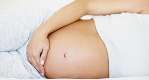 women get pregnant if she Is not ovulating