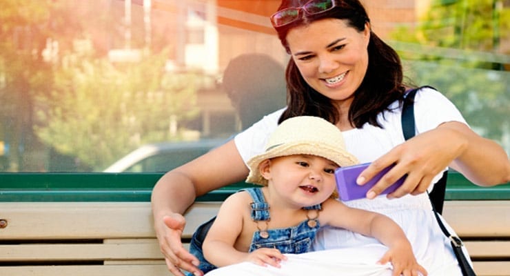 7 Clever Ways Moms Can Use Smart Phones