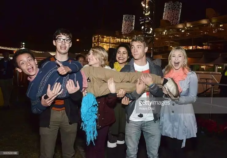 Cast of ‘LIV and MADDIE’ Visit Queen Mary’s CHILL