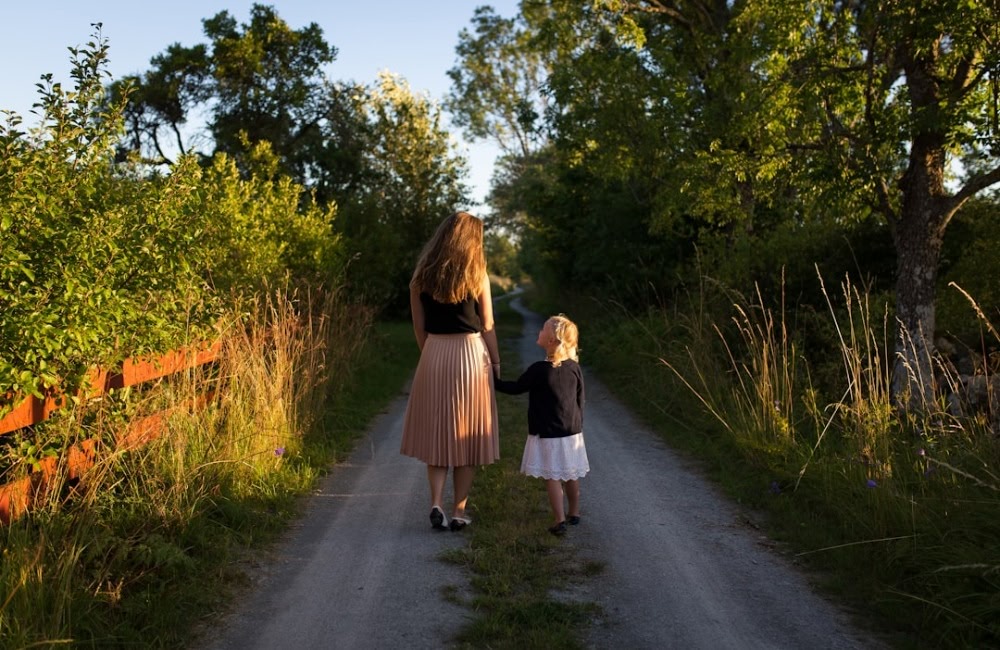 4 Tips To Balance Family and Career (Or At Least Try!)