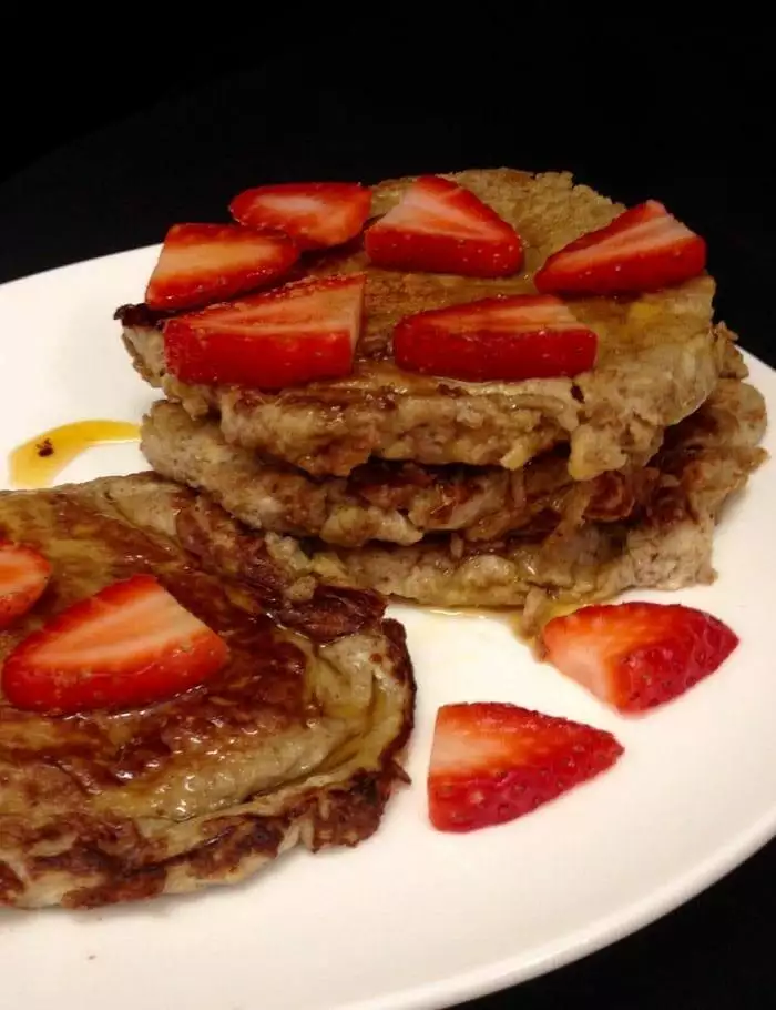 Nutrition-Twins-Oat-Pancakes