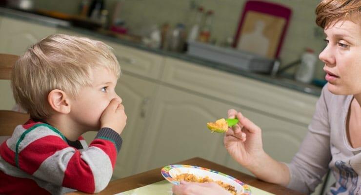 How To NOT Make Your Kids Into Picky Eaters