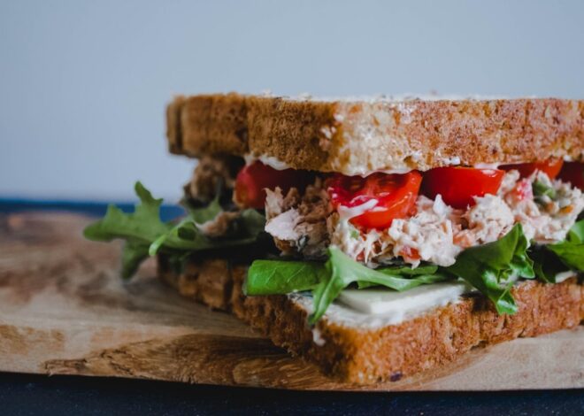 Crunchy And Creamy Tuna Sandwich