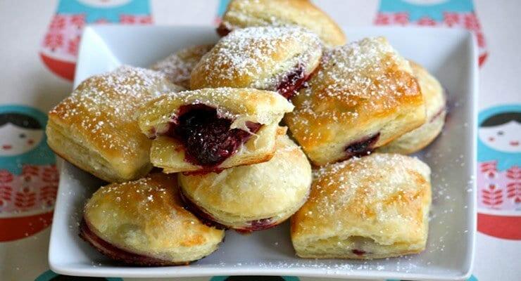 Roasted Berry Puff Pastry Bites