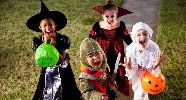 Trick-Or-Treating Safety Tips