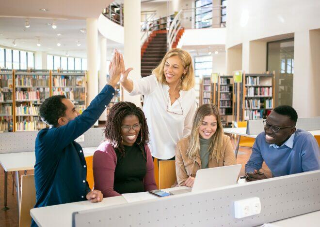 Navigating the Path to College: The Strategic Choice of a Prospective Major