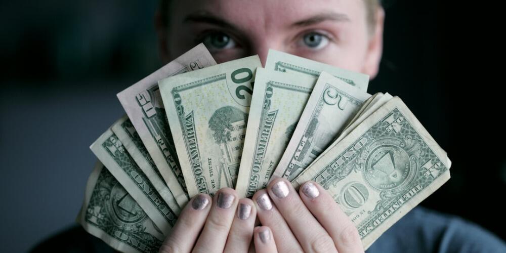 Maximize Your Money: Smart Moves for Your Tax Refund!