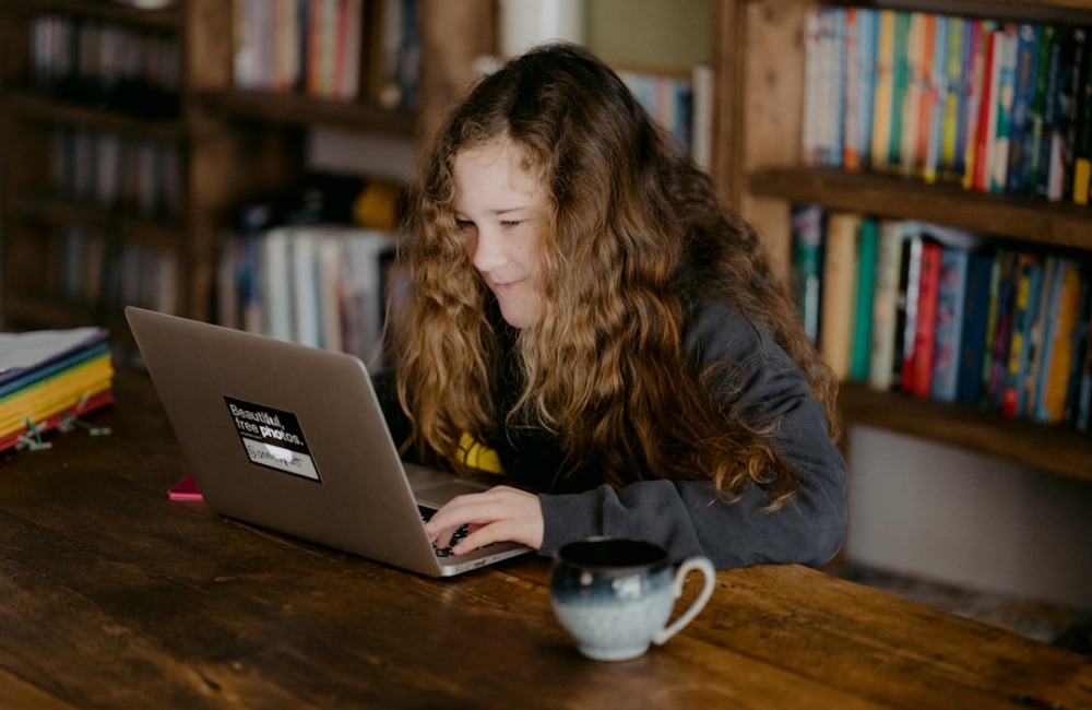 Can You Have Straight A’s and a Social Life? Yes, Here’s How