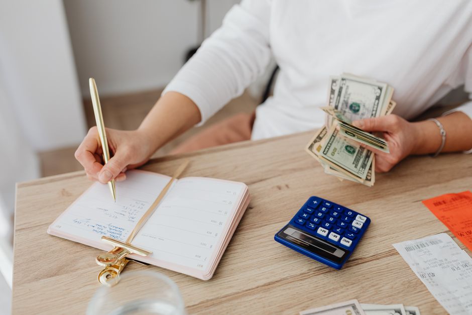 Planner’s Paradise: Organizing Your Monthly Family Budget